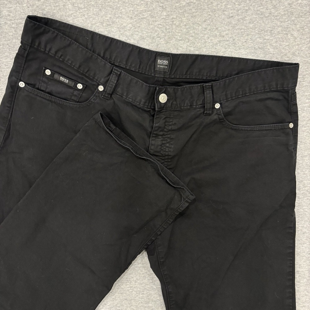BOSS Hugo Boss Texas Jeans Men's Size 40x32 Black Straight Leg Relaxed Fit Denim